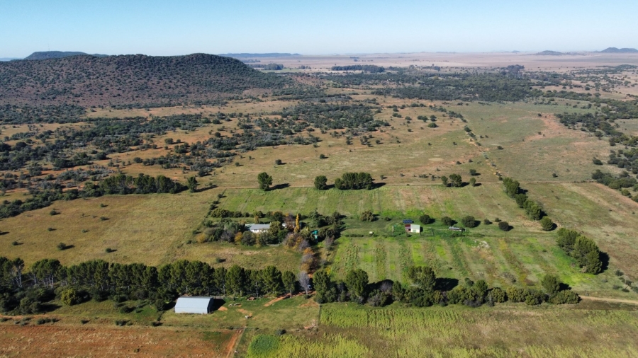 3 Bedroom Property for Sale in Bloemfontein Rural Free State